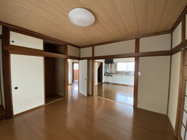 大網白里市北飯塚J邸戸建の洋室