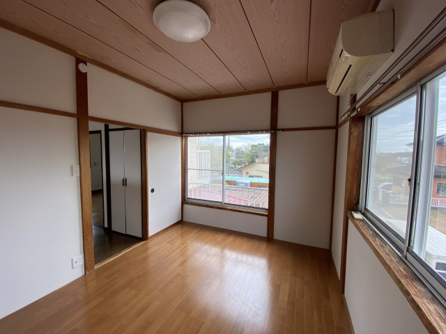大網白里市北飯塚J邸戸建の居間・リビング