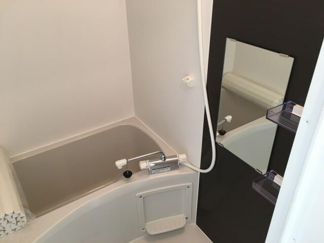 ＣＢ大和田セレーヌの浴室