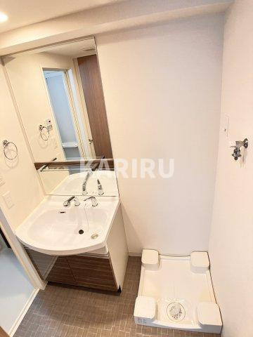 プレサンス堺筋本町駅前の洗面所