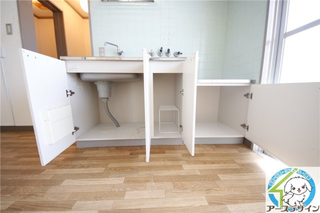 第一イワサキビルのキッチン