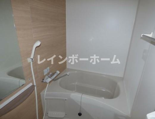 アクシーズ浦和東岸町の浴室