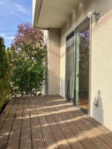 王禅寺西戸建の庭