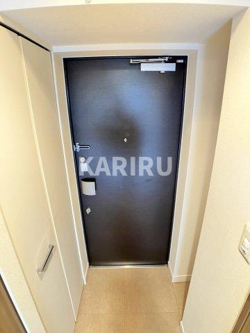 プレサンス玉造駅前の玄関