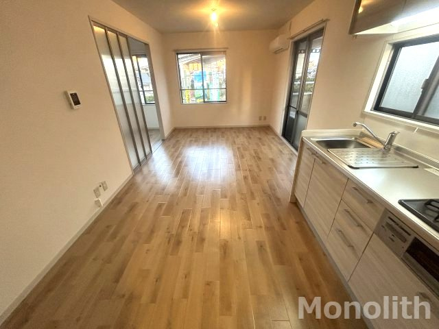 ファミール唐国Ⅱの居間・リビング