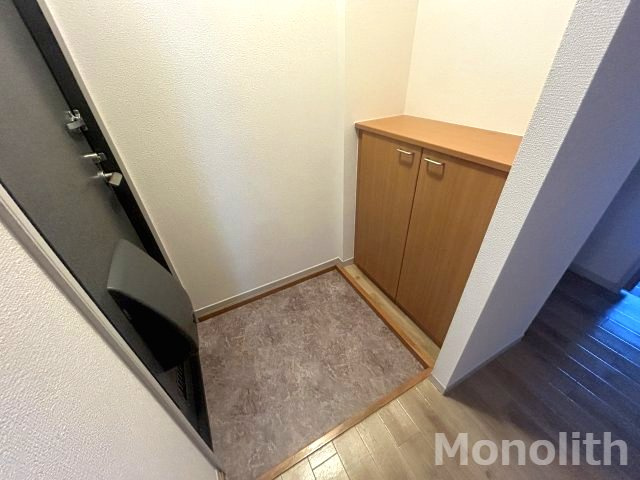 ファミール唐国Ⅱの玄関