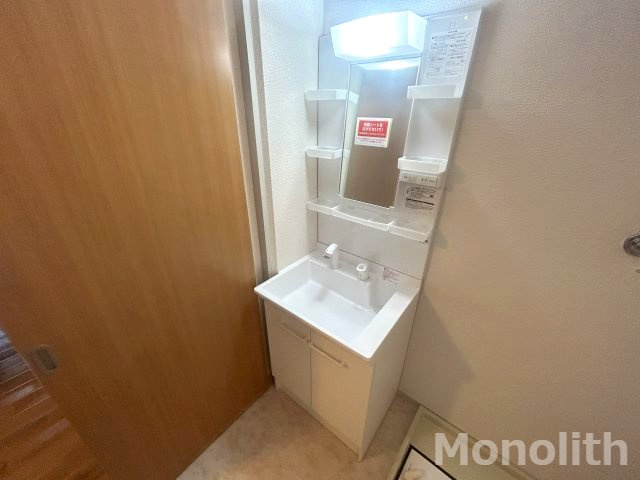 ファミール唐国Ⅱの独立洗面台