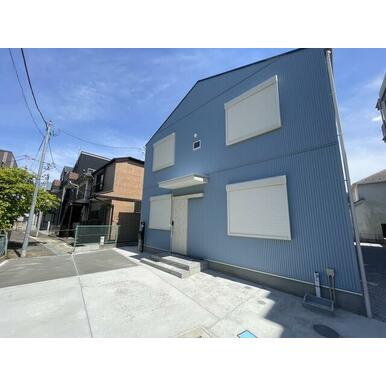 登戸貸店舗・事務所の外観