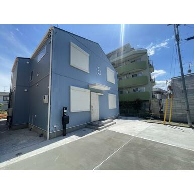 登戸貸店舗・事務所の外観