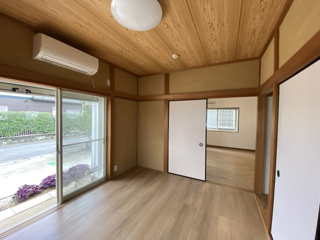 東金市北之幸谷貸家の洋室