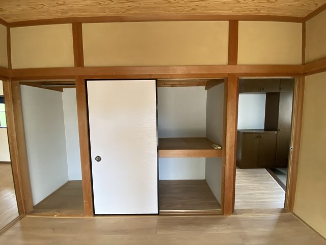 東金市北之幸谷貸家の収納