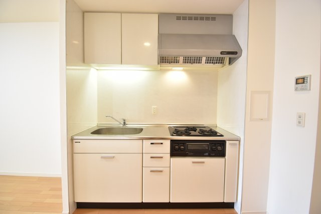 アーデンタワー北堀江のキッチン