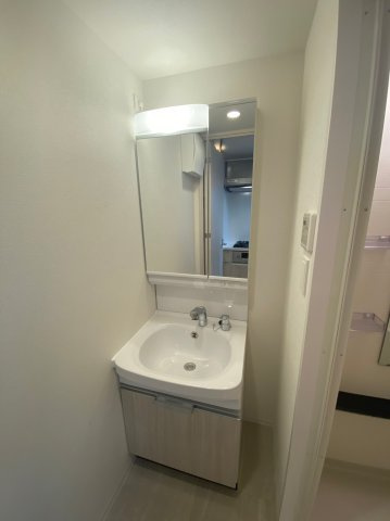 プレサンス新栄アーバンフロー　名古屋市賃貸　仲介手数料無料の洗面所