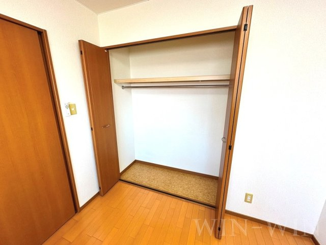 ブロードタウン神野 Ⅱ B棟の収納