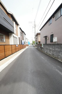 【前面道路含む現地写真】