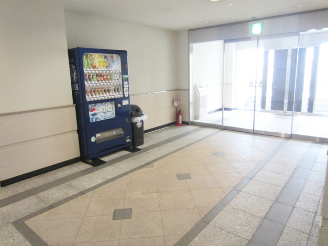 ドゥーエ東十条のロビー|広々としたエントランスです♪