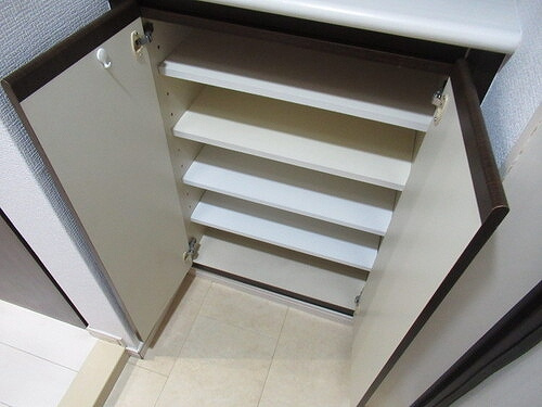 ナイスアーバン武蔵浦和の収納|玄関収納