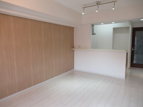 ナイスアーバン武蔵浦和の居間・リビング|リビングダイニング