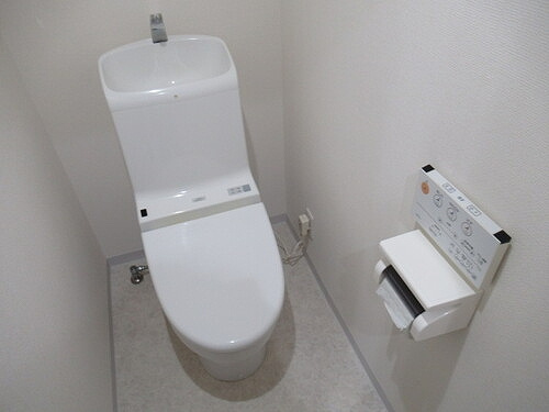 ナイスアーバン武蔵浦和のトイレ|洗浄便座付きトイレ