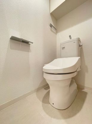 DIPS十条仲原EASTのトイレ