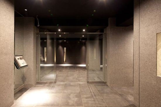 DIPS十条仲原EASTのエントランス