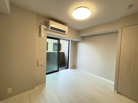 DIPS十条仲原EASTの居間・リビング