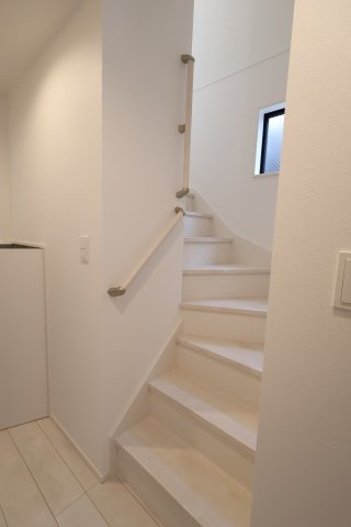 【玄関】 | 《仲介手数料無料》大宮区三橋１丁目356-3(全1戸)新築一戸建て | 撮影日 2025年9月23日 11:30 曇り