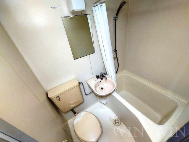 マンションMIKAWAの浴室