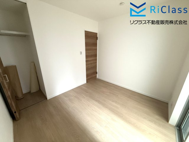 新築戸建　神戸市長田区苅藻通2丁目8の洋室|落ち着いた色調の洋室です