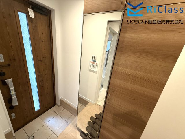 新築戸建　神戸市長田区苅藻通2丁目8の玄関|落ち着いた玄関です