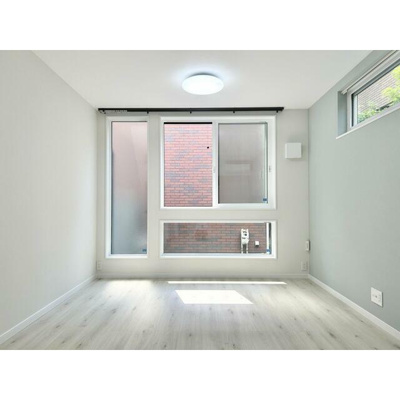 【居間・リビング】 | Peony | 10.5帖のきれいなLDK。