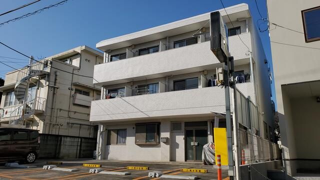 パールハウス成田西の外観