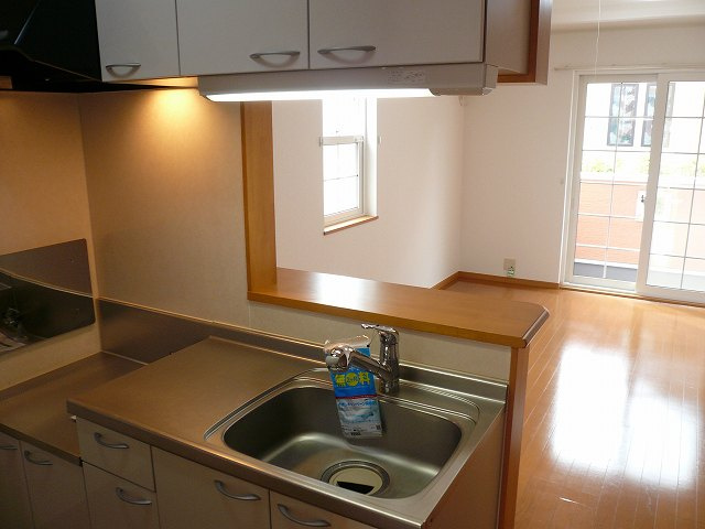 ボンヌジュルネのキッチン|キッチン