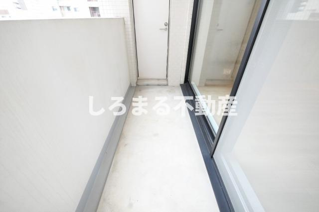 アーデンタワー南堀江のバルコニー