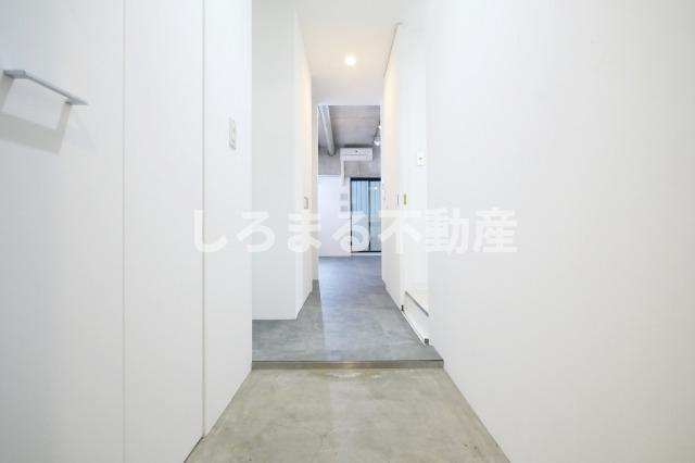 アーデンタワー南堀江の玄関