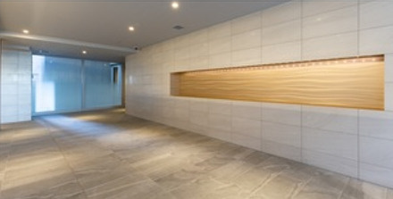 パークナードフィット南青山Vistaのロビー