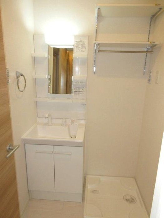 アンジュール坂下の洗面所