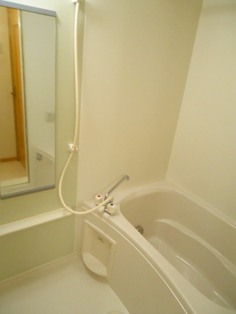 フォーリスト　ナチュラル　Ｂの浴室|バス