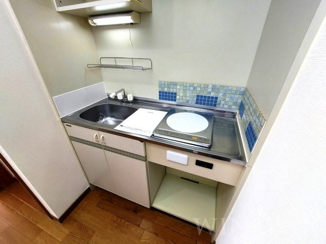 サントラスト A棟のキッチン|イメージ（同建物内別部屋の写真です）