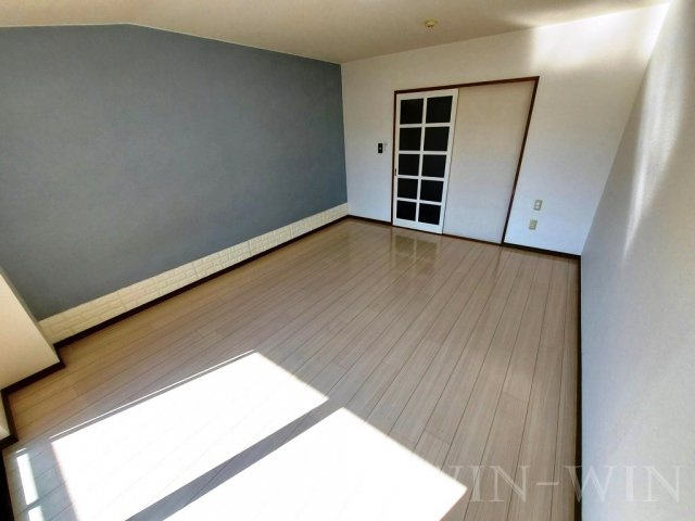 サントラスト A棟の居間・リビング|イメージ（同建物内別部屋の写真です）