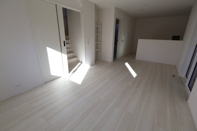 《仲介手数料無料》浦和区瀬ヶ崎１丁目19-25(全1戸)新築一戸建てリナージュ