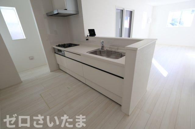 《仲介手数料無料》浦和区瀬ヶ崎１丁目19-25(全1戸)新築一戸建てリナージュのキッチン