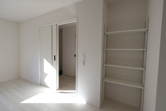 《仲介手数料無料》浦和区瀬ヶ崎１丁目19-25(全1戸)新築一戸建てリナージュの収納