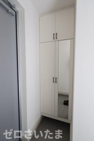 《仲介手数料無料》浦和区瀬ヶ崎１丁目19-25(全1戸)新築一戸建てリナージュの玄関