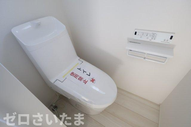 《仲介手数料無料》浦和区瀬ヶ崎１丁目19-25(全1戸)新築一戸建てリナージュのトイレ