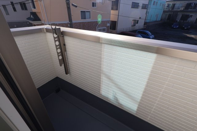 《仲介手数料無料》浦和区瀬ヶ崎１丁目19-25(全1戸)新築一戸建てリナージュのバルコニー