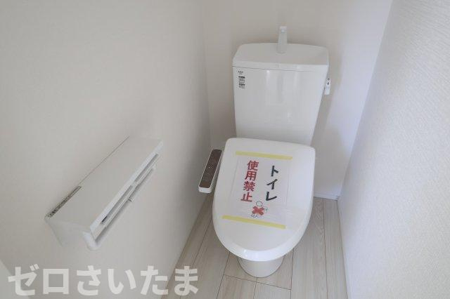 《仲介手数料無料》浦和区瀬ヶ崎１丁目19-25(全1戸)新築一戸建てリナージュのトイレ