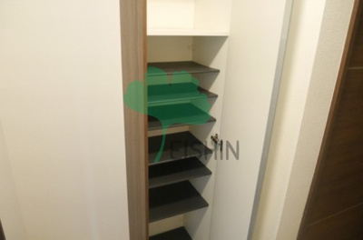 【玄関】 | メゾンドバロン諸岡 | 下駄箱もしっかりついてます！