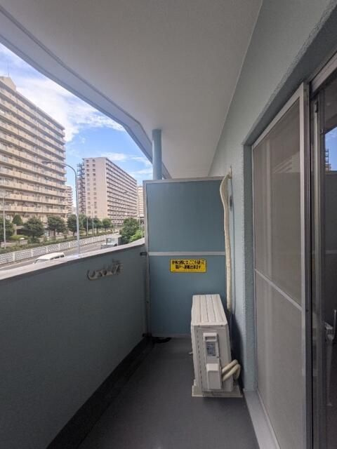 コスモスパジオ東大島のバルコニー