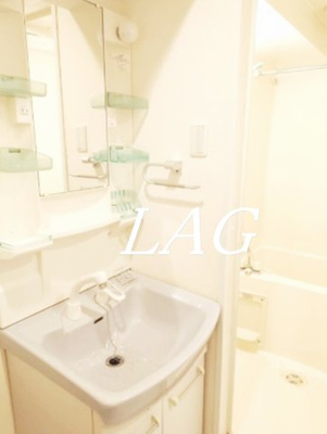 【洗面所】 | ミェーレ船橋 | 洗面台です。